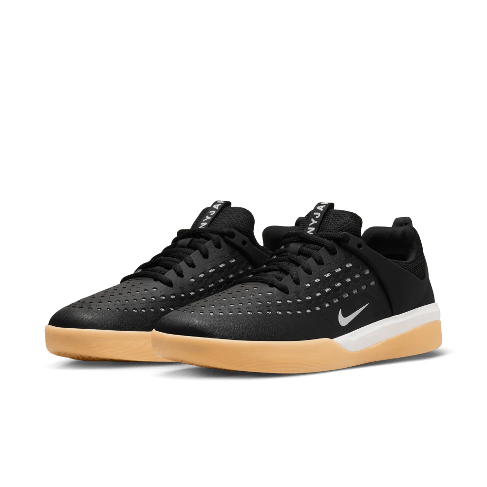 Nike SB Zoom Nyjah 3 Black/White/Gum - Image 2