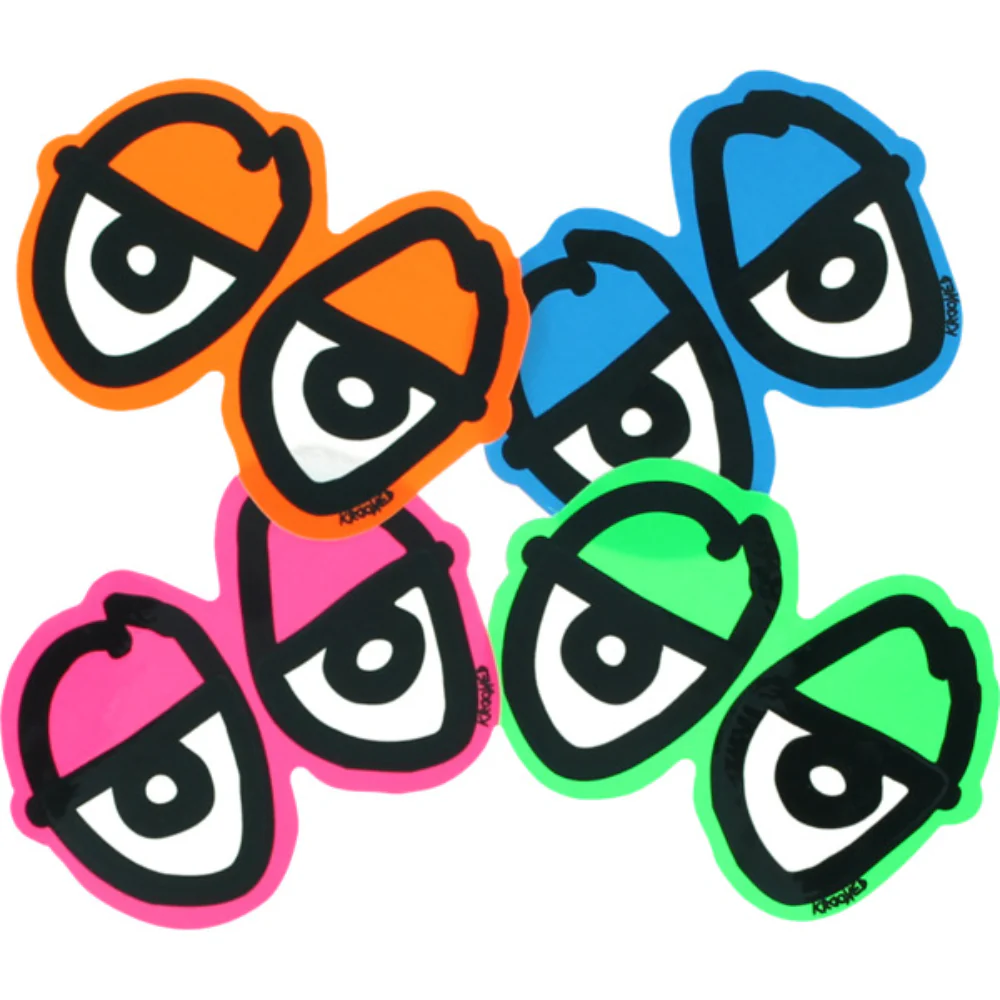 Krooked Eyes Sticker Medium