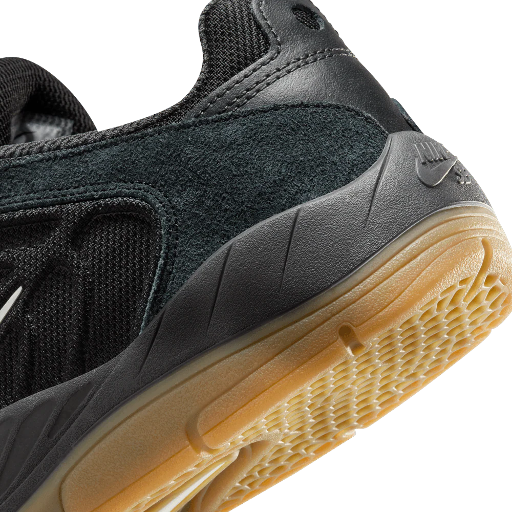 Nike SB Vertebrae Black/Gum - Image 9