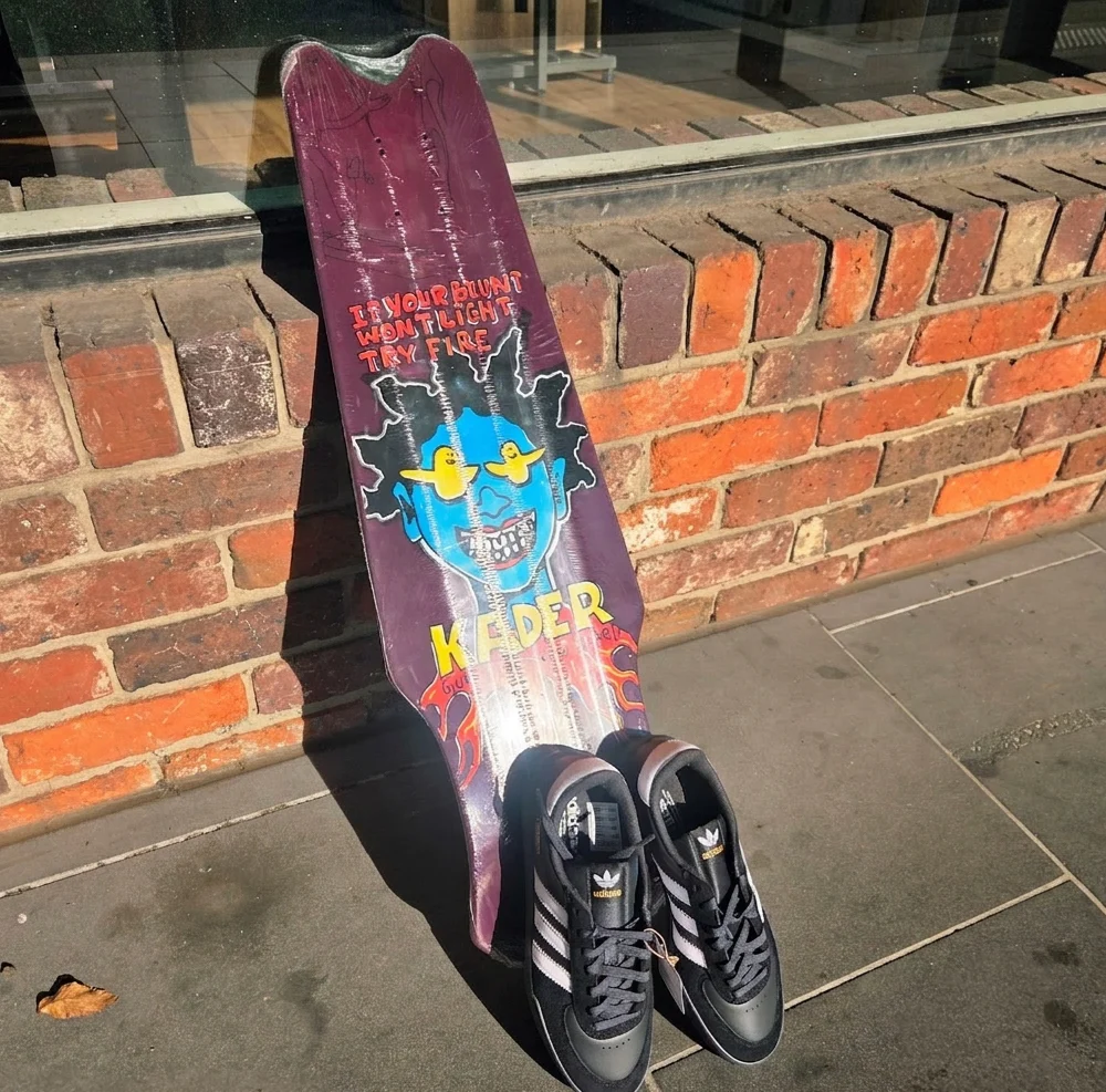 Reverse Auction - Krooked Kader Guest Tri-Plane Deck 9.75" Maroon, Adidas Glenburn Black/Black/White - Image 2